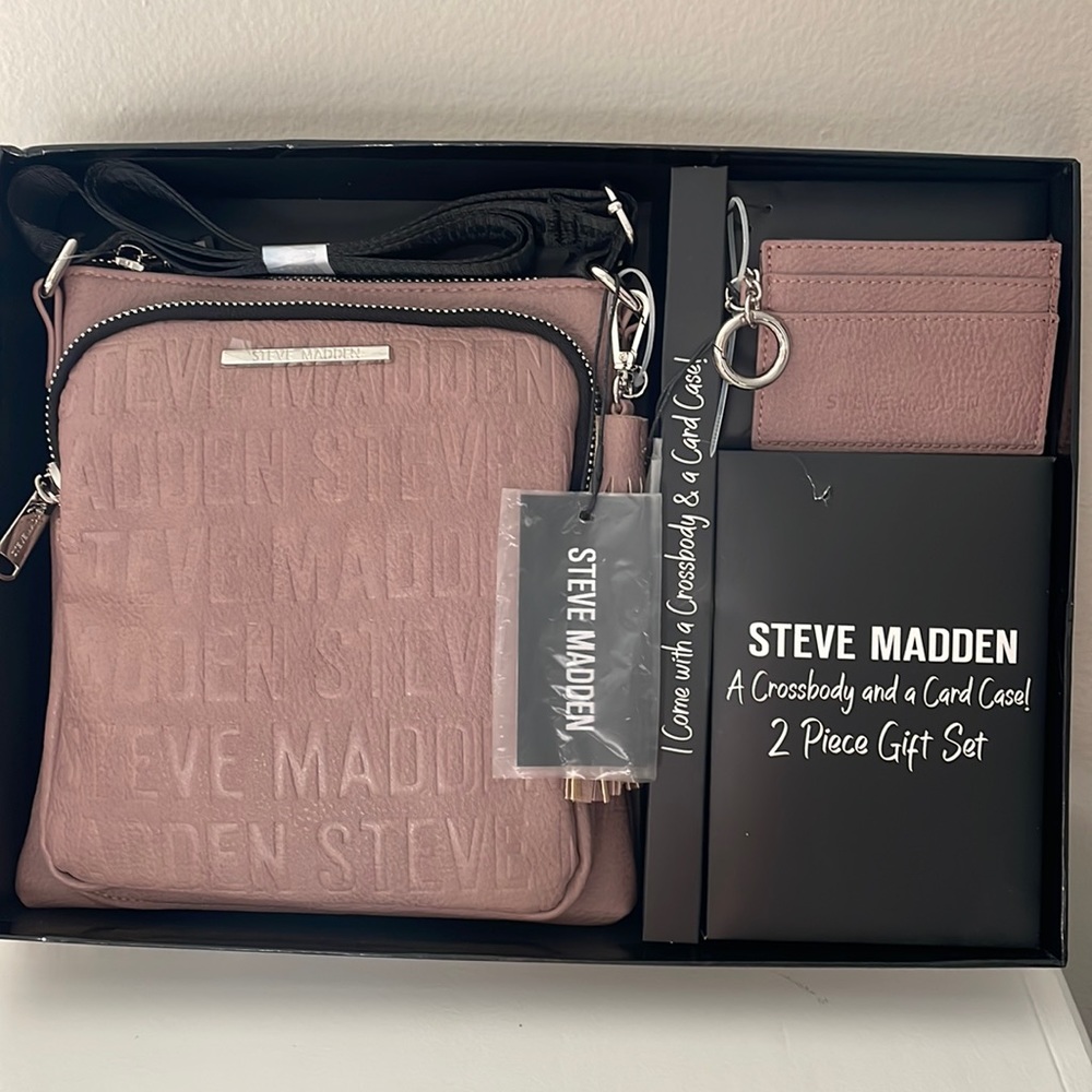 Steve Madden crossbody and card case set